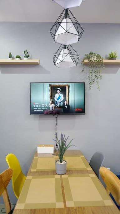 The Fika Room Near Mnl Airport - Scandi Studio Unit With Fast Wi-Fi & Netflix - Read Full Property Desc Before Booking Manila Zewnętrze zdjęcie