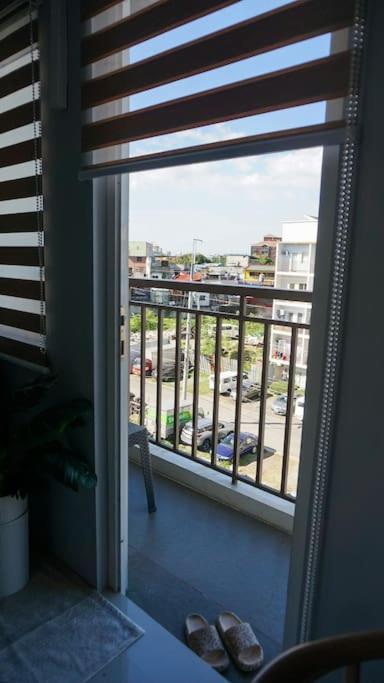 The Fika Room Near Mnl Airport - Scandi Studio Unit With Fast Wi-Fi & Netflix - Read Full Property Desc Before Booking Manila Zewnętrze zdjęcie